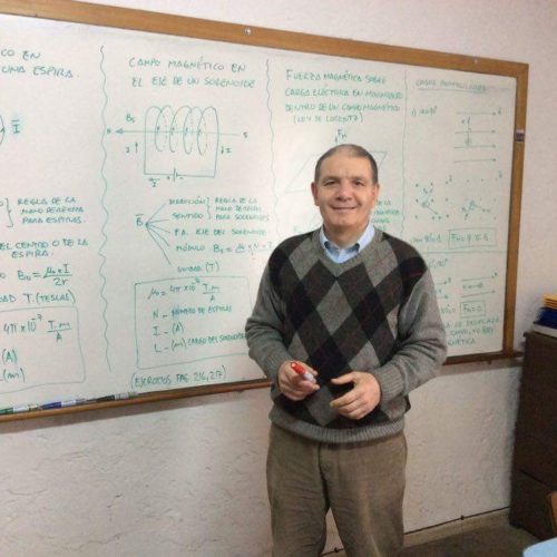 Prof. Luis Vila Matemáticas y Física